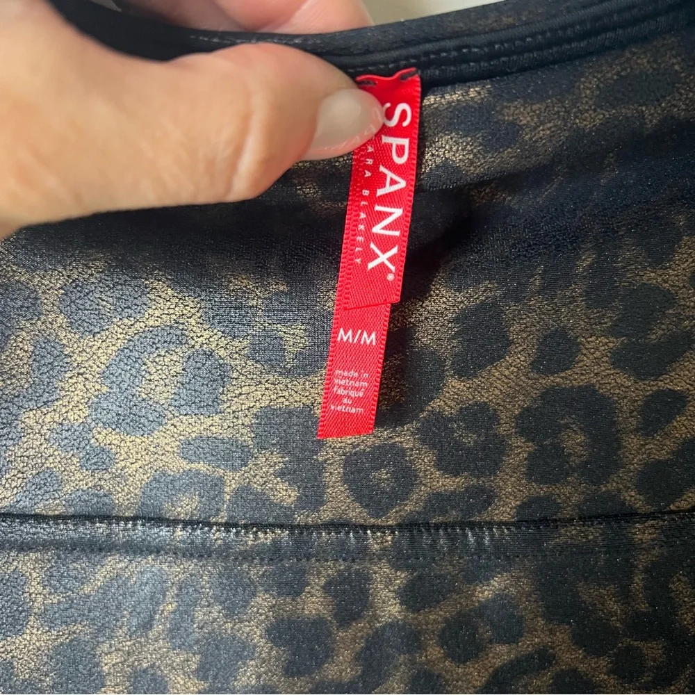 SPANX Leopard Faux Leather Leggings - Picture 4 of 7